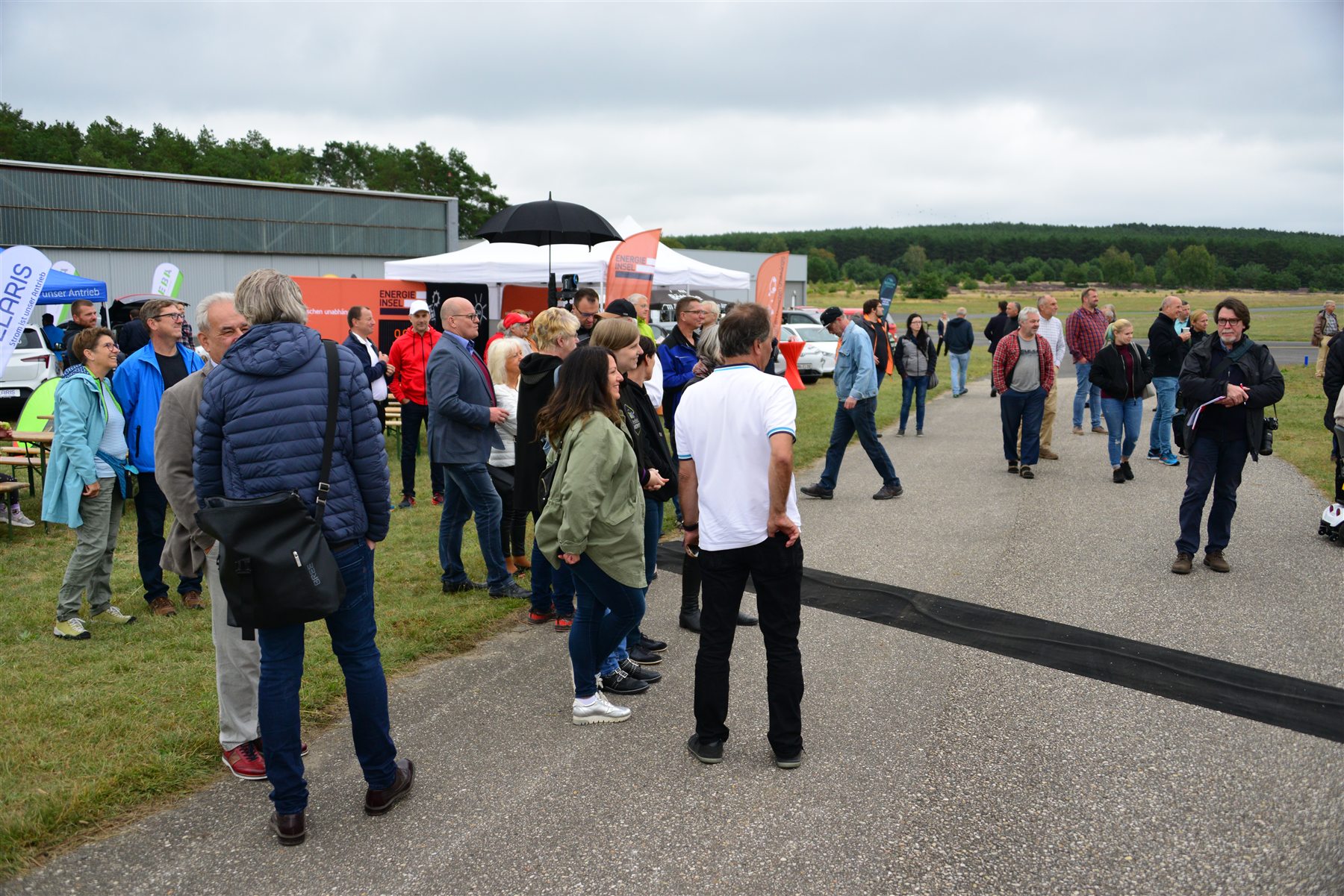 Das Original auf dem Flugplatz: Bild 2